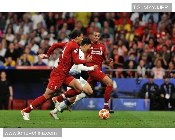 曼联与利物浦激战正酣直播解析及赛前预测全方位报道